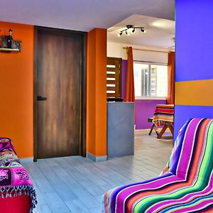 Habitación Familiar Estándar con 2 Camas Individuales